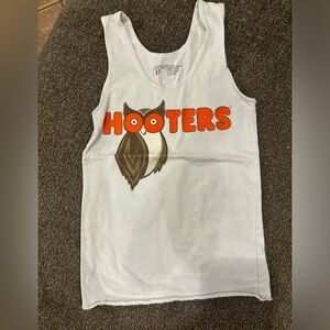 Hooters tank